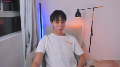 Kim Lian online show from March 2026 02:18:01 AM