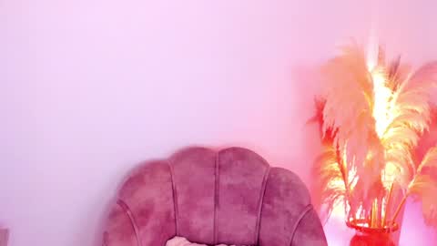 Snapshot of kim_murphy chatting on February 2025 11:28:02 PM Kim Murphy online show from February 2025 11:28:02 PM