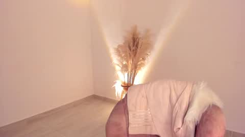 Snapshot of kim_murphy chatting on November 2025 02:07:02 PM Kim Murphy online show from November 2025 02:07:02 PM