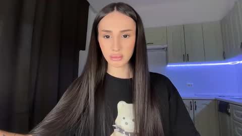 Kim Oberlin online show from February 2026 01:01:02 PM