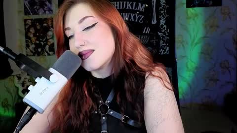 Hi Im Kimberly but u can call me Kim. Turn on ur sound i love to talk and moan online show from November 2025 05:50:02 AM