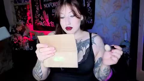 Hi Im Kimberly but u can call me Kim. Turn on ur sound i love to talk and moan online show from June 2026 02:12:01 AM