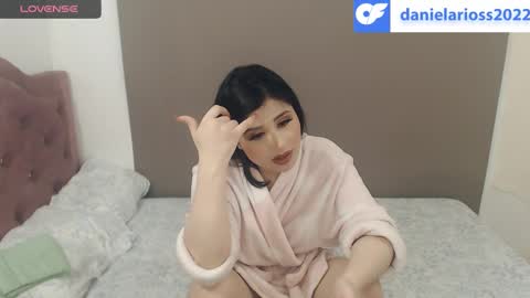 Snapshot of kimberjamesxx chatting on December 2024 10:40:02 PM DANIELA online show from December 2024 10:40:02 PM