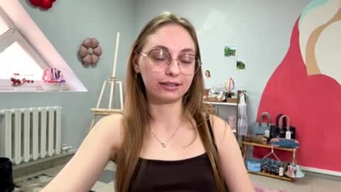 kimberlipalmios online show from March 2026 06:03:01 AM