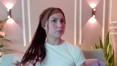 Snapshot of kimberly1fox chatting on February 2026 08:42:02 PM Kim online show from February 2026 08:42:02 PM