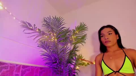 Snapshot of kimberly_gonzalez1 chatting on December 2024 03:30:02 AM kimberly gonzalez online show from December 2024 03:30:02 AM