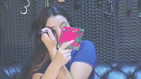  KIMBERLY SWAN  online show from January 2025 07:09:02 PM