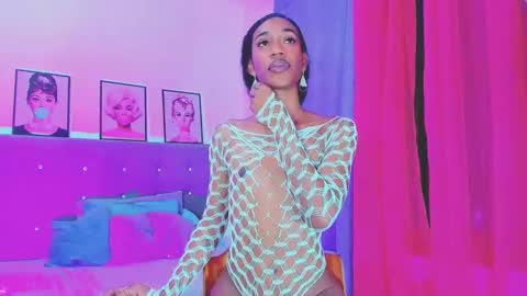 Your Queen KIM online show from December 2024 05:36:01 AM