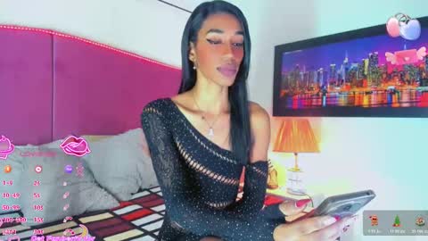 Your Queen KIM online show from December 2025 06:48:02 PM