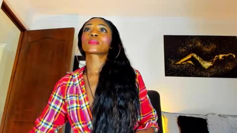 Snapshot of kimberlybanks2 chatting on November 2025 01:32:02 PM Kimberly Banks online show from November 2025 01:32:02 PM