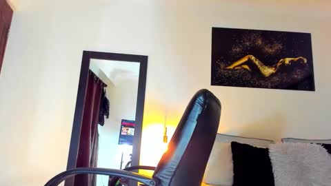 Snapshot of kimberlybanks2 chatting on November 2025 10:17:02 AM Kimberly Banks online show from November 2025 10:17:02 AM