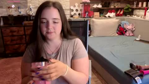 kimberlycaprice online show from May 2026 02:43:01 PM