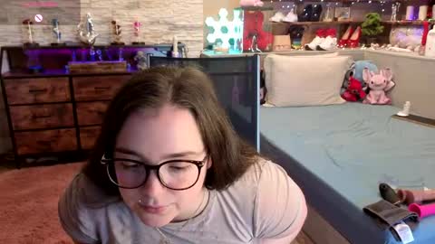 kimberlycaprice online show from May 2026 08:41:01 AM