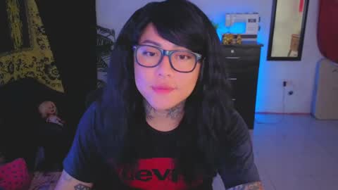 Kimberly Polizzi     online show from September 2025 11:06:02 PM