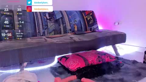 Kimberly online show from October 2025 10:27:02 AM