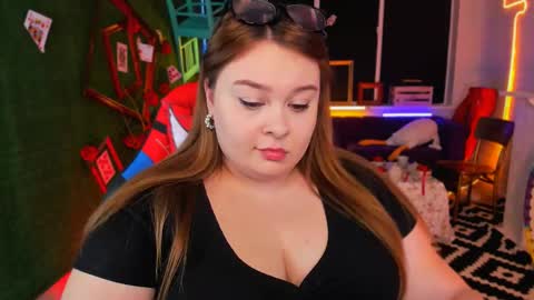 Snapshot of kimberlymaran chatting on February 2025 03:25:02 PM The one that you wont be able to forget online show from February 2025 03:25:02 PM