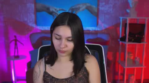 Snapshot of kimclarks chatting on November 2025 12:27:02 PM kimclarks online show from November 2025 12:27:02 PM