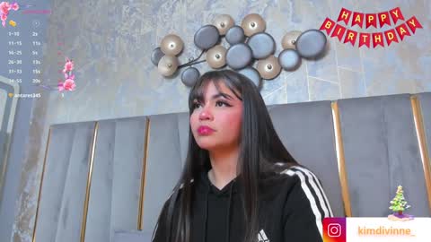 Snapshot of kimdevinne chatting on January 2025 02:14:02 AM KIM online show from January 2025 02:14:02 AM