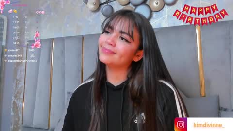 Snapshot of kimdevinne chatting on January 2025 08:17:01 AM KIM online show from January 2025 08:17:01 AM