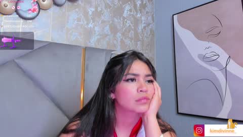 Snapshot of kimdevinne chatting on February 2025 09:03:01 AM KIM online show from February 2025 09:03:01 AM