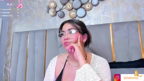 Snapshot of kimdevinne chatting on February 2025 05:58:01 AM KIM online show from February 2025 05:58:01 AM