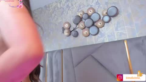 Snapshot of kimdevinne chatting on March 2025 02:19:02 AM KIM online show from March 2025 02:19:02 AM