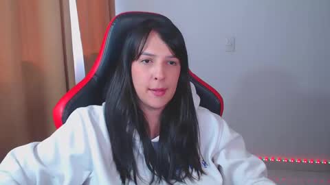 Snapshot of kimflexible_ chatting on January 2025 07:51:01 PM Kim 3 online show from January 2025 07:51:01 PM