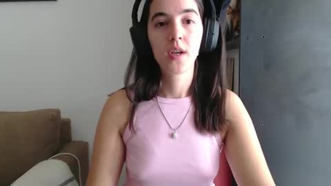 kimi_3_3 online show from February 2026 12:35:01 PM