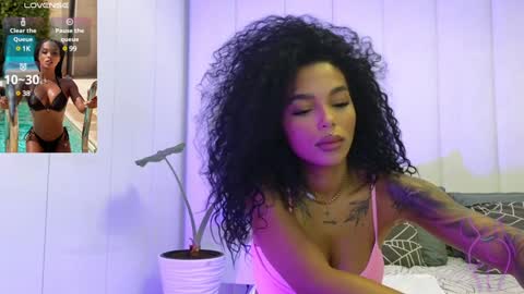 Snapshot of kimibrowny chatting on December 2024 05:04:02 AM Kim online show from December 2024 05:04:02 AM