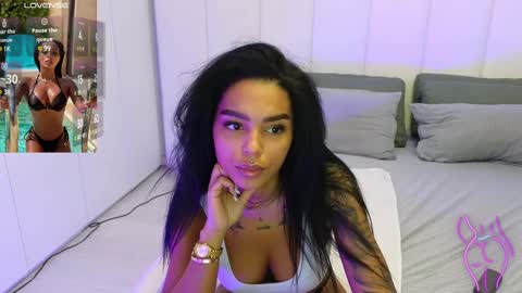 Snapshot of kimibrowny chatting on February 2025 04:52:02 AM Kim online show from February 2025 04:52:02 AM