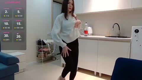 Snapshot of kimiko_shine chatting on December 2025 08:46:01 PM kimiko_shine online show from December 2025 08:46:01 PM