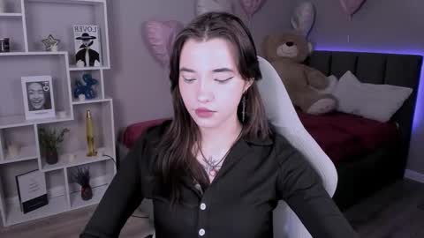 kimm wong online show from March 2026 02:38:01 AM