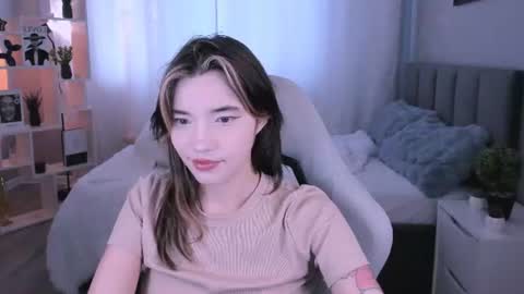 Snapshot of kimm_wong chatting on June 2026 04:23:01 AM kimm wong online show from June 2026 04:23:01 AM