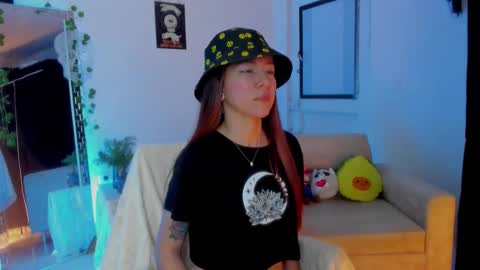 Kimm online show from February 2026 01:23:01 AM