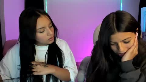 Snapshot of kimmi_foxy chatting on January 2025 12:45:01 AM kimmi online show from January 2025 12:45:01 AM