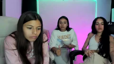 Snapshot of kimmi_foxy chatting on January 2025 11:38:01 PM kimmi online show from January 2025 11:38:01 PM