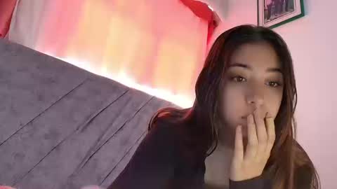 kimm online show from September 2025 02:41:01 PM