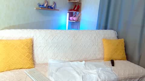 Kim online show from March 2025 08:05:01 PM