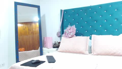 Kim online show from October 2025 04:36:02 PM