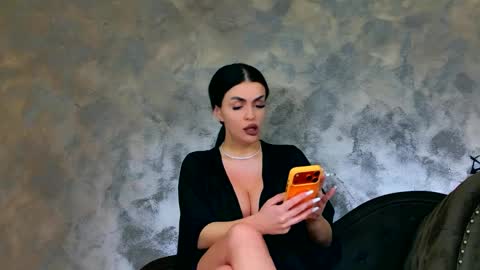 Kim Wilmes online show from May 2026 01:06:01 PM