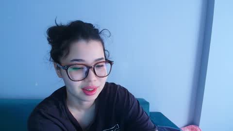 Kimi online show from May 2026 03:12:01 AM