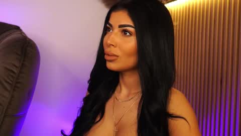 Snapshot of kimybroox chatting on January 2026 11:30:02 PM Andreea online show from January 2026 11:30:02 PM