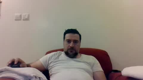 Snapshot of kind_man_bisho chatting on December 2024 08:33:01 AM Bisho online show from December 2024 08:33:01 AM