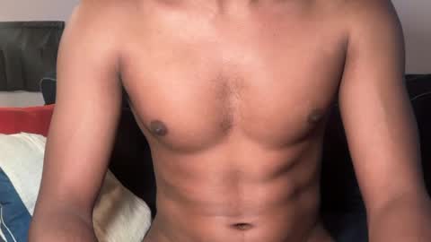 Snapshot of kinda_horny_right_now chatting on May 2026 06:09:02 AM Isaac online show from May 2026 06:09:02 AM