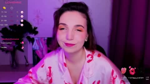 Hazel online show from October 2025 02:17:02 PM