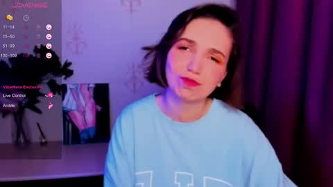 Hazel online show from October 2025 12:15:01 PM