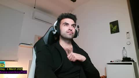 Snapshot of king7045 chatting on February 2025 10:11:01 PM king7045 online show from February 2025 10:11:01 PM