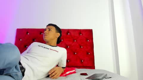 Snapshot of king_ares1 chatting on December 2025 03:17:01 PM king_ares1 online show from December 2025 03:17:01 PM