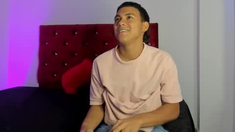 Snapshot of king_ares1 chatting on December 2025 05:52:02 PM king_ares1 online show from December 2025 05:52:02 PM