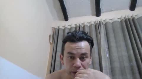 KingAlejo online show from November 2025 03:59:02 AM